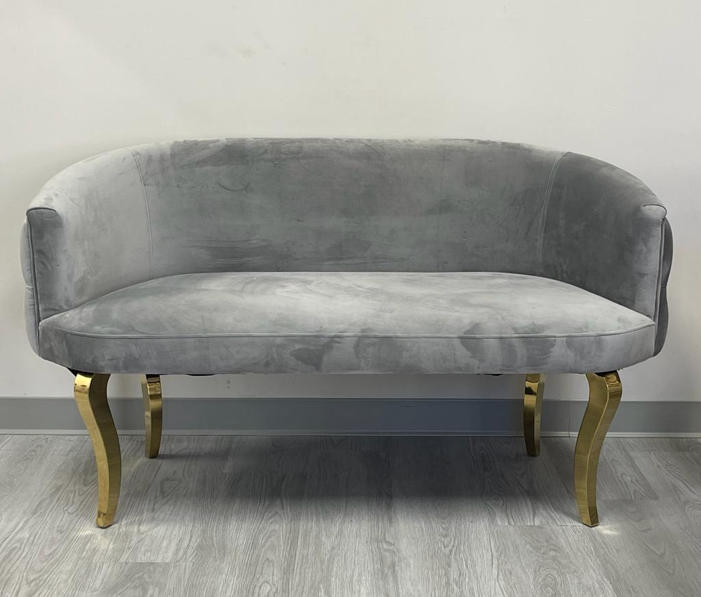 Fay Loveseat (Silver/Gold)