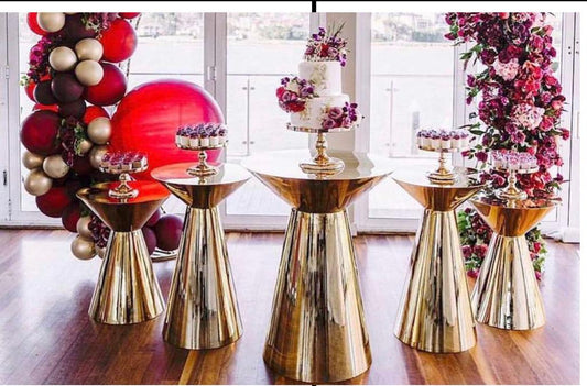 Gold Pedestal (set of 3)